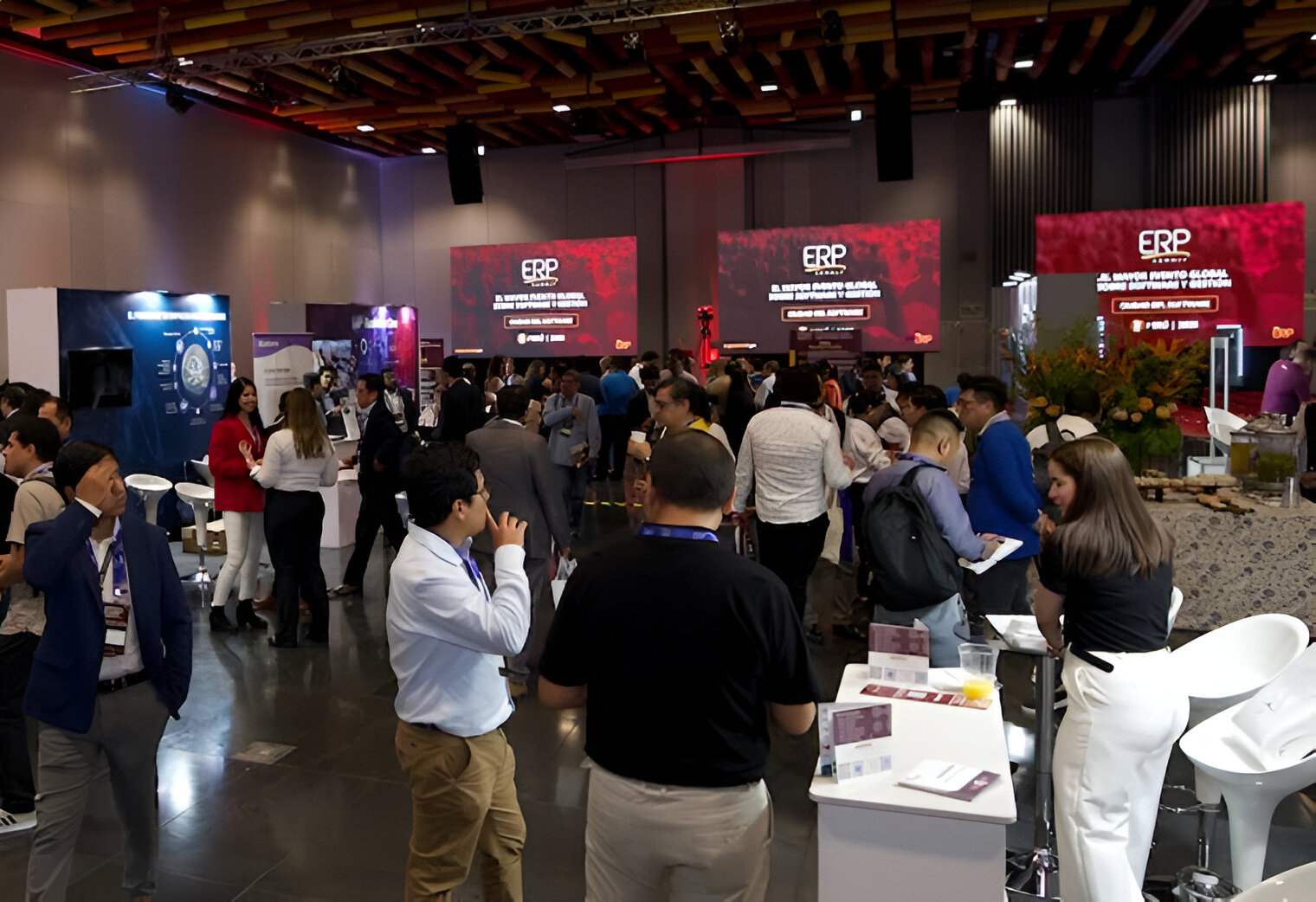 erp summit peru 2025 networking1jpg
